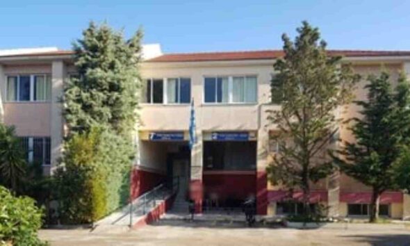 Επεισόδια Κουκούλι, Koukouli incidents, 7ο ΕΠΑΛ, 7th Vocational High School, σχολική βία, school violence, μαθητές επιθέσεις, student attacks, αυγά πορτοκάλια πυροτεχνήματα, eggs oranges fireworks, κατάληψη μαθητών, student protest, εκφοβισμός σχολείο, school bullying, Διεύθυνση Δευτεροβάθμιας Εκπαίδευσης, Secondary Education Directorate, αναστάτωση μαθητών, student panic, αστυνομική παρέμβαση,
