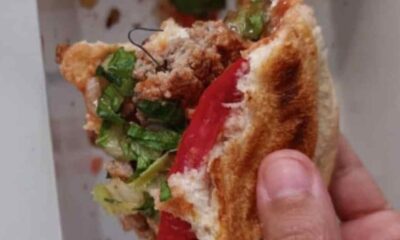 σύρμα σε χάμπουργκερ, wire in hamburger, περιστατικό ταχυφαγείου, fast food incident, κίνδυνος τραυματισμού, injury risk, μητέρα παιδί τροφή, mother child food, σοκ πελάτη, customer shock, υγιεινή τροφίμων, food hygiene, εστίαση Ελλάδα, food safety Greece, καταγγελία πελάτη, customer complaint, ξένο σώμα σε φαγητό, foreign object in food, προστασία καταναλωτή, consumer protection, μέτρα ασφαλείας εστίασης,