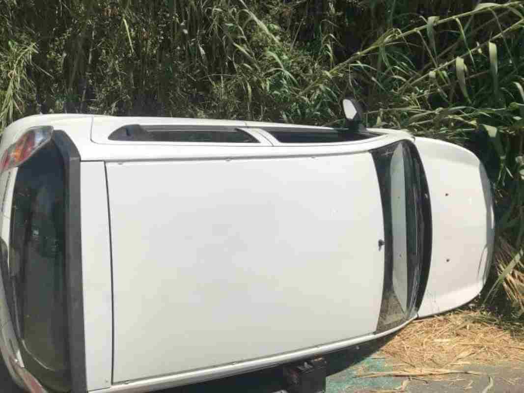 τροχαίο στην Πλαζ, car accident Plaz, ατύχημα Πάτρα, accident Patras, απεγκλωβισμός οδηγού, driver extrication, παρέμβαση Πυροσβεστικής, fire brigade intervention, ασθενοφόρο ΕΚΑΒ, EKAB ambulance, αστυνομία Πάτρα, Patras police, έκτακτο περιστατικό Πάτρα, Patras emergency, αυτοκίνητο εξετράπη, car lost control, σοβαρό τροχαίο Πλαζ, serious accident Plaz, τραυματισμός οδηγού, driver injury, νοσοκομείο Πάτρα, Patras hospital, δυνάμεις διάσωσης, rescue teams, τροχαία συμβάντα Ελλάδα, traffic accidents Greece, ειδήσεις Πάτρα, Patras news