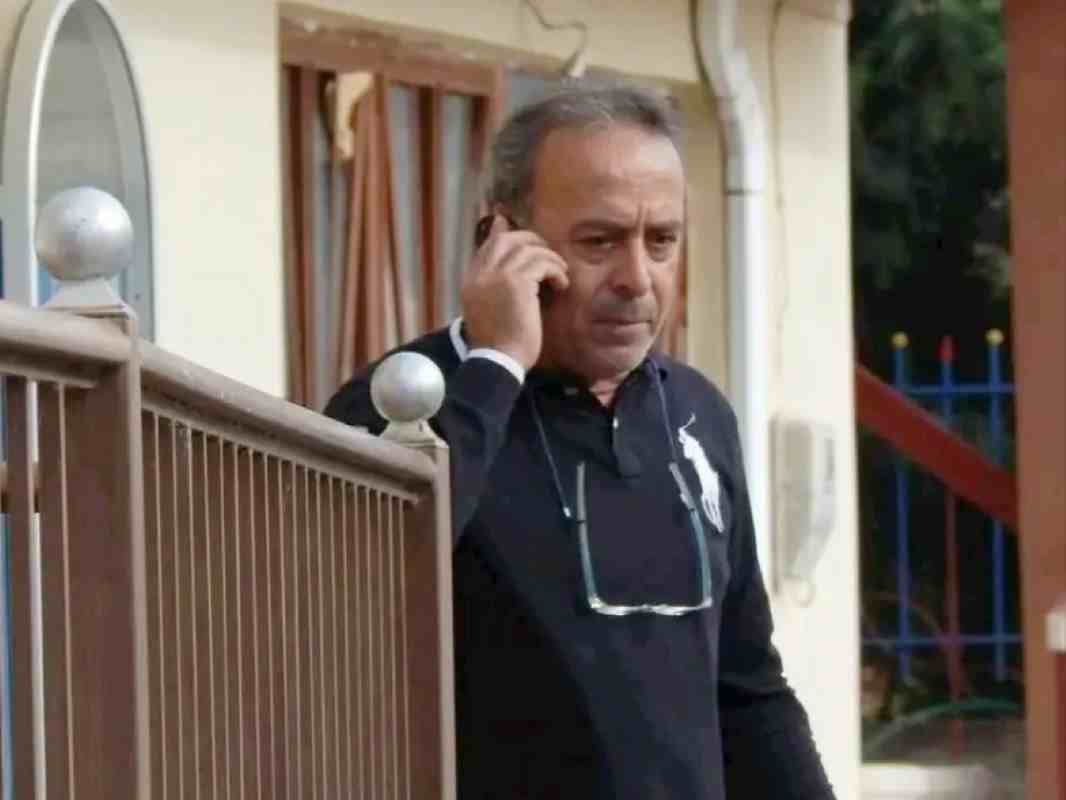 Φίλιππος Κωνσταντινόπουλος, Philippos Konstantinopoulos, Κρίνος Αχαΐας, Krinos Achaia, Πυροσβεστικό Σώμα, Fire Department, Εθνικός Σαγείκων, Ethnikos Sageikon, Αχαϊκή, Achaiki FC, τοπική κοινωνία, local community, εξόδιος ακολουθία, funeral service, ποδόσφαιρο Αχαΐας, Achaia football, σπάνια νόσος, rare disease, αποχαιρετισμός, tribute, θλίψη, grief, συνταξιοδότηση, retirement, ενεργό μέλος της κοινωνίας,