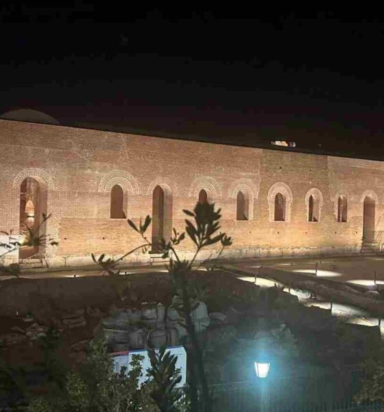 Ρωμαϊκό Ωδείο Πάτρας, Roman Odeon Patras, αποκατάσταση μνημείων, monument restoration, αρχαιολογικός χώρος, archaeological site, συντήρηση αρχαίων, ancient preservation, πολιτιστική κληρονομιά, cultural heritage, αρχαία Πάτρα, ancient Patras, Αναστασία Κουμούση, Anastasia Koumousi, αρχαιολόγοι, archaeologists, ιστορική αναβίωση, historical revival, ανάπλαση χώρου, site redevelopment, αρχιτεκτονική αξία, architectural value, αυθεντικότητα μνημείων, monument authenticity, θεατρικές παραστάσεις, theatrical performances, μουσικές εκδηλώσεις, musical events, τουρισμός Πάτρας, Patras tourism, αρχαία θέατρα, ancient theaters, επιστημονική τεκμηρίωση,