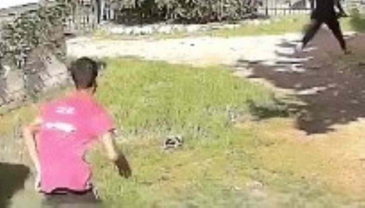 Πάτρα, Ροϊτικα, διάρρηξη, Ρομά, κλοπή, κάμερα κλειστού κυκλώματος, κάτοικος μέσα, κυνηγητό, σκυλιά, εγκληματικότητα, απόγνωση κατοίκων, Patras, Roitika, burglary, Roma, theft, CCTV, owner inside, chase, dogs, crime,