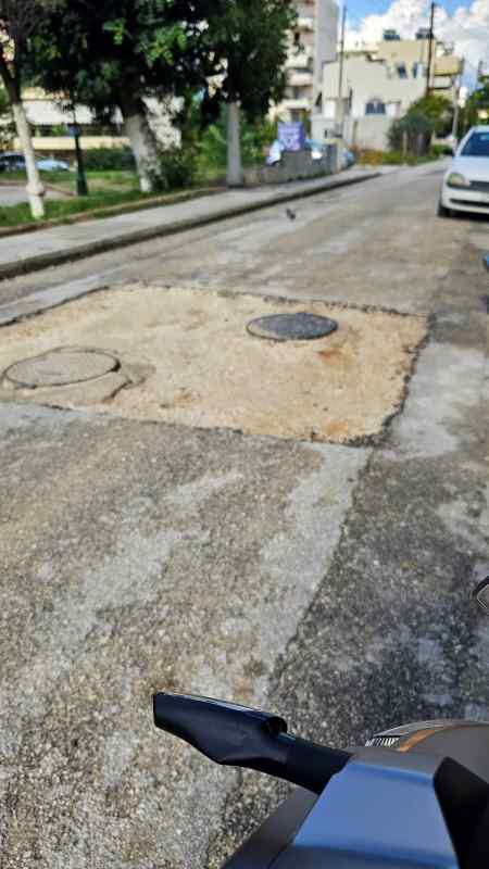 Αλιάκμονος, Aliakmonos, Αγυιά, Agyia, Πάτρα, Patras, Δήμος, Municipality, έργα, roadworks, δρόμος, street, οδόστρωμα, road surface, κίνδυνος, danger, ατύχημα, accident, καθυστέρηση, delay, αποκατάσταση, restoration, φρεάτια, manholes, παράπονο, complaint, οδική, road, ασφάλεια, safety, δικυκλιστές, motorcyclists, διανομείς, delivery riders, delivery, delivery, αδράνεια, inaction, επισκευή, repair, λακκούβα, pothole, ημιτελές, incomplete