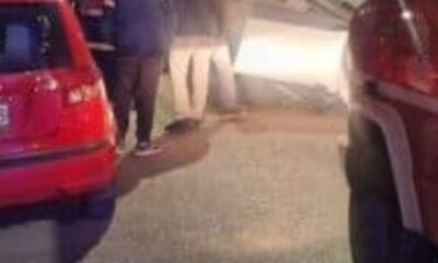 τροχαίο στην Πάτρα, car accident Patras, ανατροπή οχήματος, vehicle overturn, οδός Κεφαλληνίας, Kefallinias street, οδηγός εγκλωβίστηκε, driver trapped, απεγκλωβισμός οδηγού, driver rescue, τροχαίο ατύχημα, traffic accident, πυροσβεστική Πάτρας, Patras Fire Department, ΕΚΑΒ Πάτρας, Patras ambulance, πρώτες βοήθειες, first aid, Τροχαία Πατρών, Patras Traffic Police, ατύχημα τα ξημερώματα, early morning accident, πρόσκρουση σε σταθμευμένο, collision with parked car, τοπική επικαιρότητα Πάτρα, Patras local news, τροχαίο σήμερα, car crash today, αστυνομικό ρεπορτάζ Πάτρα, Patras police report, ατύχημα χωρίς τραυματισμούς,