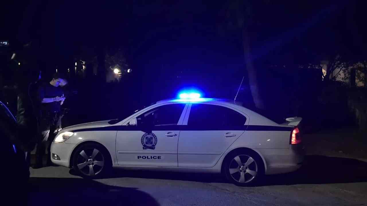 Σπείρα Ρομά, Roma gang, Ληστείες Πάτρα, Patras robberies, Πεζόδρομοι Πάτρα, Patras pedestrian streets, Συλλήψεις ληστών, arrests of robbers, Εγκληματικότητα Πάτρα, Patras crime, Ασφάλεια Πατρών, Patras police security, Μαιζώνος, Maizonos street, Ρήγα Φεραίου, Riga Fereou street, Τραυματισμός κατσαβίδι, injury with screwdriver, Προθεσμία απολογίας,