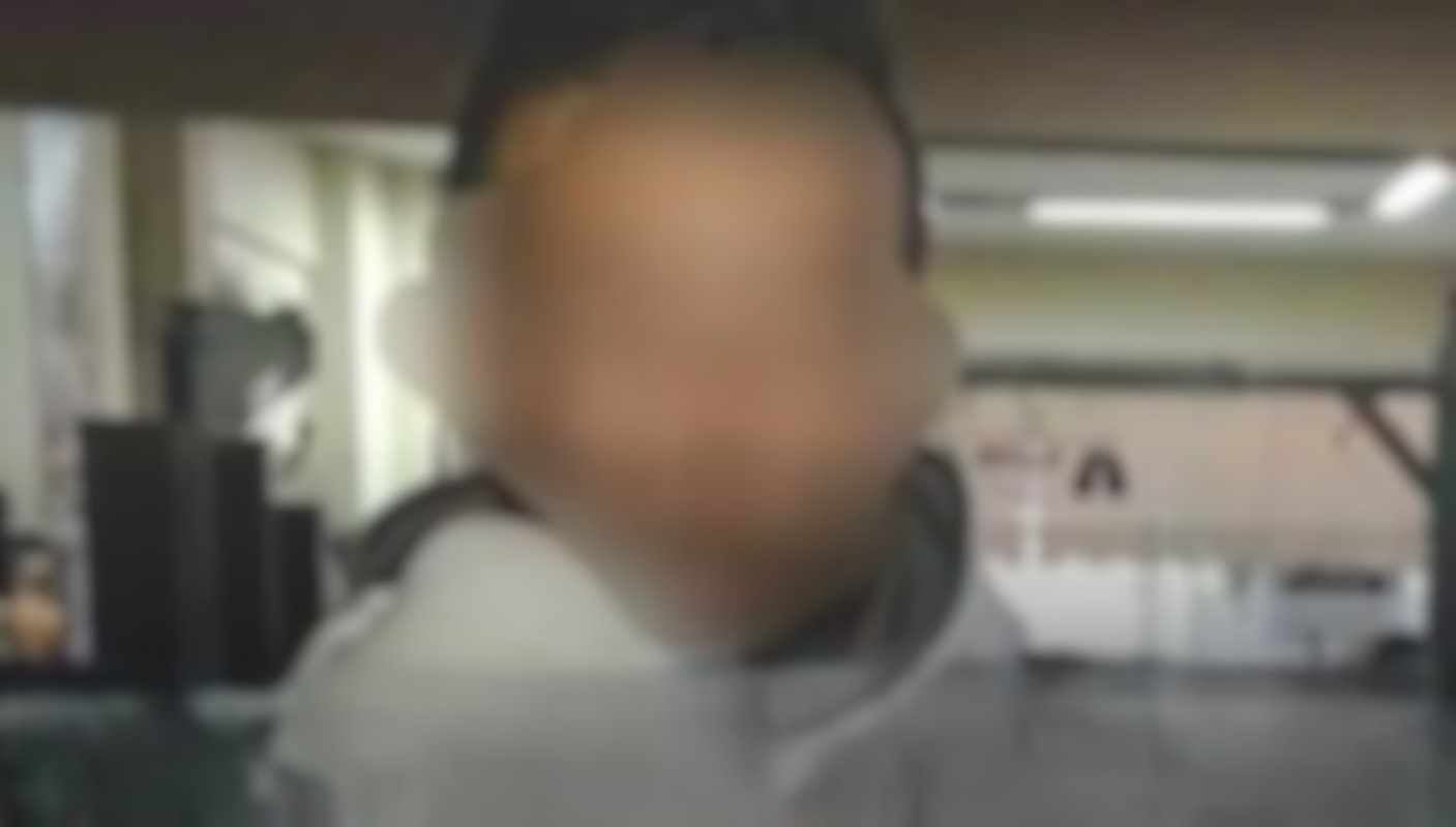 Νοσοκομείο Αιγίου, Aigio Hospital, Περικλής Νικολάου, Periklis Nikolaou, επίθεση γιατρό, doctor assault, θάνατος 43χρονου, 43-year-old death, ορθοπεδικός, orthopedist, Παναγιώτης Σαμαράς, Panagiotis Samaras, ξυλοδαρμός νοσοκομείο, hospital beating, αιτία θανάτου, cause of death, ιατροδικαστική εξέταση, forensic examination, επεισόδιο Αίγιο, Aigio incident, καταδικαστικές αποφάσεις, criminal record, αυτόφωρο, ex-fugitive death, ξαφνικός θάνατος,