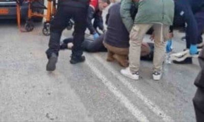 Τροχαίο ατύχημα Πάτρα, σύγκρουση δικύκλων Πάτρα, τραυματίας νεαρός Παπαφλέσσα Ναυαρίνου, ατύχημα διανομέας φαγητού Πάτρα, Τροχαία Πατρών, ΕΚΑΒ Πάτρα, Patras road accident, motorcycle crash Patras, young motorcyclist injured, traffic accident Papaflessa Navarinou, scooter collision Patras, food delivery driver crash, Patras Traffic Police, emergency services Patras, Τροχαίο Πάτρα motorcycle crash, Παπαφλέσσα Ναυαρίνου accident, τραυματίας injured Patras, σύγκρουση δικύκλων scooter collision,