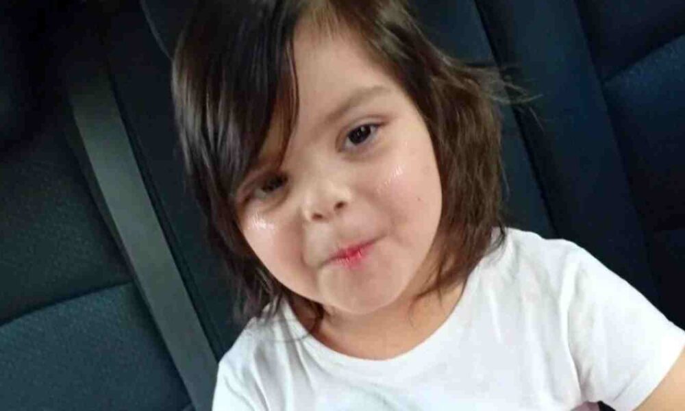 Παρασκευή Αμαλιάδα, Amaliada Paraskevi, γαγγλιογλοίωμα, ganglioglioma, σπάνιος όγκος εγκεφάλου, rare brain tumor, μετάσταση, metastasis, θεραπεία καρκίνου παιδιού, child cancer treatment, οικονομική ενίσχυση, financial aid, έκκληση βοήθειας, call for help, έρανος, fundraiser, ιατρικό δράμα, medical drama, αγώνας ζωής, fight for life, στήριξη παιδιού με καρκίνο, support child with cancer, Patrisnews, Αμαλιάδα νέα,