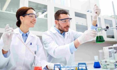 Επιστημονικά επιτεύγματα 2025, Scientific achievements 2025, Κορυφαία επιστημονικά επιτεύγματα, Top scientific breakthroughs, Ελπιδοφόρα επιστημονικά επιτεύγματα, Promising scientific advances, Επιστημονικές εξελίξεις 2025, Science developments 2025, Γονιδιακές θεραπείες, Gene therapies, CRISPR 2025, Ιατρική ακριβείας, Precision medicine, Νευροεκφυλιστικές ασθένειες, Neurodegenerative diseases, Ξενομεταμοσχεύσεις, Xenotransplantation, Ανοσοθεραπεία καρκίνου, Cancer immunotherapy, Τεχνητή Νοημοσύνη στην ιατρική, AI in medicine, Πυρηνική σύντηξη, Nuclear fusion, ITER, Ανανεώσιμες πηγές ενέργειας, Renewable energy sources, Πράσινη μετάβαση 2025, Green transition 2025, Τρύπα του όζοντος, Ozone layer recovery, Κλιματική αλλαγή, Climate change solutions, Διαστημικό τηλεσκόπιο SPHEREx, SPHEREx space telescope, Χαρτογράφηση ουρανού, Sky mapping, Αστρονομικές ανακαλύψεις,