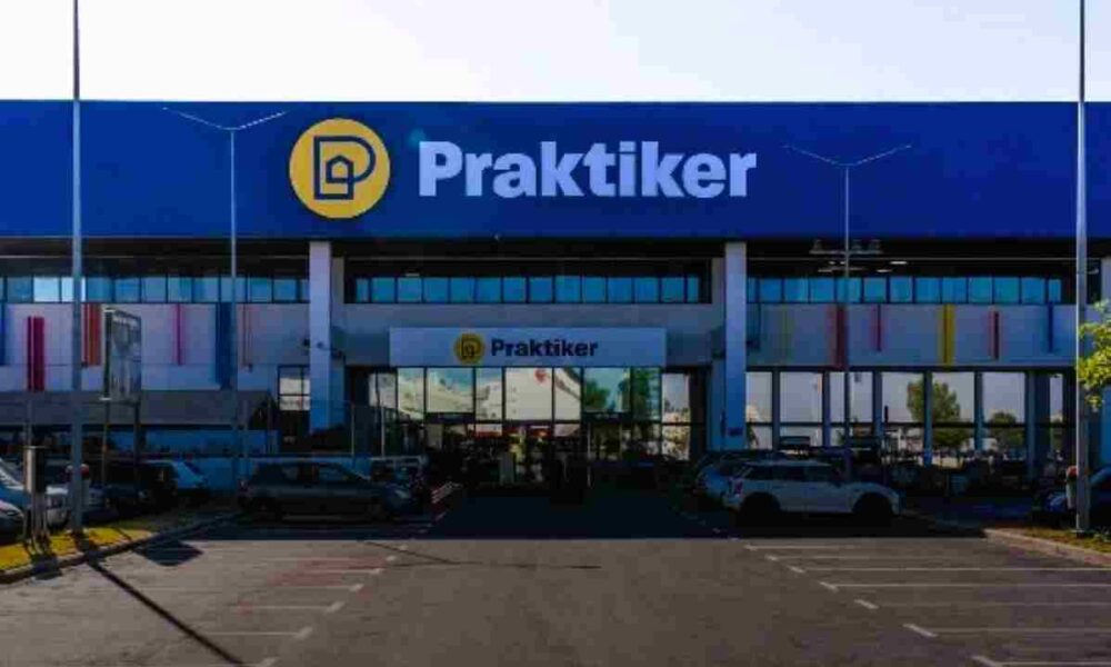 απεργία Praktiker, Praktiker Hellas strike, Σωματείο Εργατοϋπαλλήλων Αχαΐας, Greek labor unions, Συλλογική Σύμβαση Εργασίας, Collective Bargaining Agreement Greece, ΟΜΕΔ Praktiker, OMED decision, Praktiker Dedeman αγωγή, Praktiker Dedeman lawsuit, εργασιακά δικαιώματα, labor rights Greece, κινητοποιήσεις εργαζομένων, employee mobilization, εμποροϋπάλληλοι απεργία, retail workers strike, 20 Ιανουαρίου απεργία, January 20 strike, συνδικαλιστική δράση, industrial action Greece, εργοδοτική αυθαιρεσία, αυξήσεις μισθών Praktiker, salary increase Praktiker, σπαστό ωράριο, εμπόριο Πάτρα, Patras retail sector, αλληλεγγύη εργαζομένων,