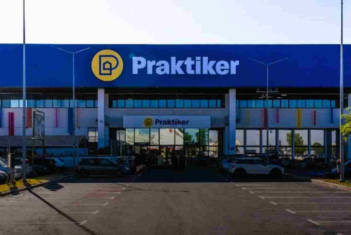 απεργία Praktiker, Praktiker Hellas strike, Σωματείο Εργατοϋπαλλήλων Αχαΐας, Greek labor unions, Συλλογική Σύμβαση Εργασίας, Collective Bargaining Agreement Greece, ΟΜΕΔ Praktiker, OMED decision, Praktiker Dedeman αγωγή, Praktiker Dedeman lawsuit, εργασιακά δικαιώματα, labor rights Greece, κινητοποιήσεις εργαζομένων, employee mobilization, εμποροϋπάλληλοι απεργία, retail workers strike, 20 Ιανουαρίου απεργία, January 20 strike, συνδικαλιστική δράση, industrial action Greece, εργοδοτική αυθαιρεσία, αυξήσεις μισθών Praktiker, salary increase Praktiker, σπαστό ωράριο, εμπόριο Πάτρα, Patras retail sector, αλληλεγγύη εργαζομένων,