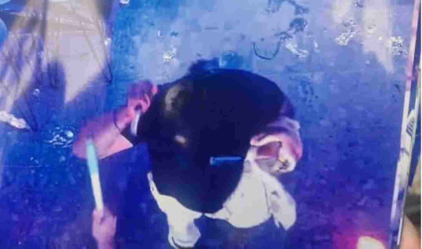 Ανθρωποκτονία, επίθεση, βίντεο, Ρομά, μαχαίρι, κατηγορούμενοι, δικηγόροι, αυτοάμυνα, Κώστας Μπασιλάρης, δολοφονία, άφαντοι, εκδορές, σκαμπό, κλωτσιές, σοκ, δικαιοσύνη, άμεση συνέργεια, Homicide, assault, video, Roma, knife, defendants, lawyers, self-defense, Kostas Basilakis, murder, fugitives, abrasions, stool, kicks, shock, justice, accessory to murder,