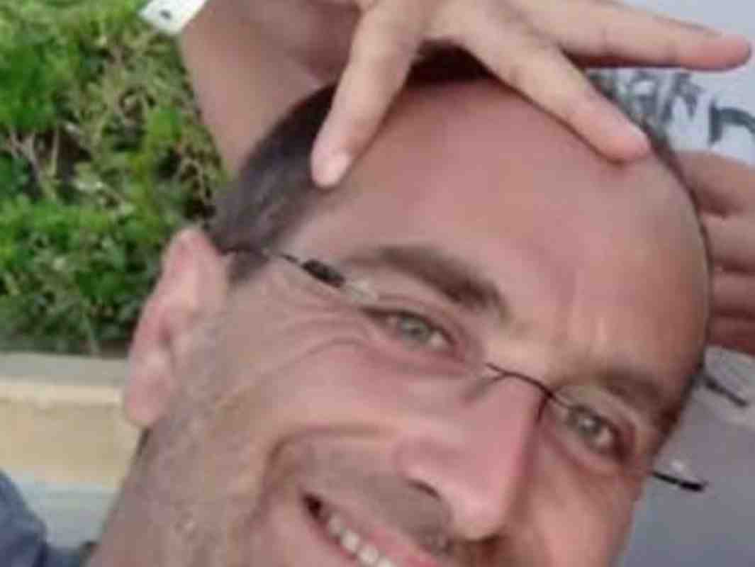 Πατρα, Patras, Χρήστος Ευθυμιάτος, Christos Efthymiou, Θάνατος, Death, Επιχειρηματίας, Businessman, Οικογένεια Ευθυμιάτου, Efthymiou Family, Τραγωδία, Tragedy, Φωτιστικά Πάτρα, Patras lighting stores, Είδη σπιτιού, Home goods, Σοκ Πάτρα, Patras shock, 51 ετών, 51 years old, Κηδεία Πάτρα, Patras funeral, Δεύτερη απώλεια, Second loss, Τοπική Κοινωνία Πάτρα,