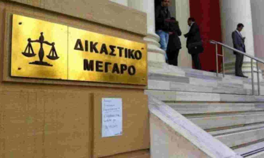 ΕΛΑΣ Πάτρα, διαφθορά αστυνομίας, νύχτα Πάτρας, κυκλώματα ναρκωτικών, προστασία νυχτερινών κέντρων, εισαγγελική έρευνα Πάτρα, Ευάγγελος Μάστακας, Κώστας Μπασιλάρης, κλαμπ Αβαντάζ, Γιώργος Ξάνθης, δολοφονίες Πάτρα 2013, Πάνος Τσίρκας, Κώστας Φράγκος, ξεκαθάρισμα λογαριασμών, επίορκοι αστυνομικοί, Αστυνομική Διεύθυνση Αχαΐας, Hellenic Police corruption, Patras underworld, drug trafficking rings Greece, protection rackets Patras, judicial investigation Greece, Evangelos Mastakas, Avantaz club incident, Kostas Basilaris, George Xanthis, Patras murders 2013, organized crime Patras, police misconduct Greece, Achaia Police Department, Greek mafia connections, police protection rackets, Patras crime news, internal affairs investigation