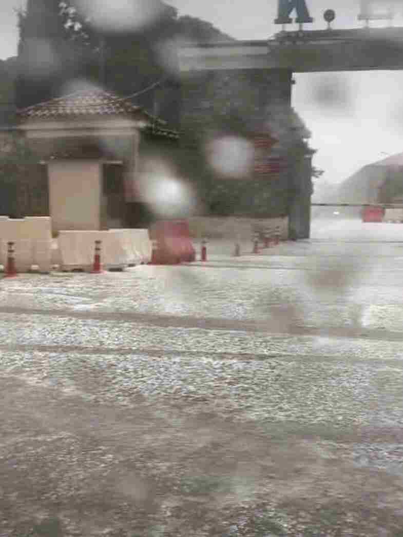 Κακοκαιρία Πάτρα, Patras storm, Πλημμύρες Πάτρα, Patras floods, Χαλάζι Πάτρα, Patras hail, Ακτή Δυμαίων, Akti Dymeon, Παραλιακή Ρίου, Rio beach road, Πλημμυρικά φαινόμενα, flood incidents, Έκτακτο δελτίο καιρού, emergency weather warning, Οδικά προβλήματα Πάτρα, Patras road closures, Καταιγίδα Πάτρα, Patras thunderstorm, Φθορά από κακοκαιρία, storm damage