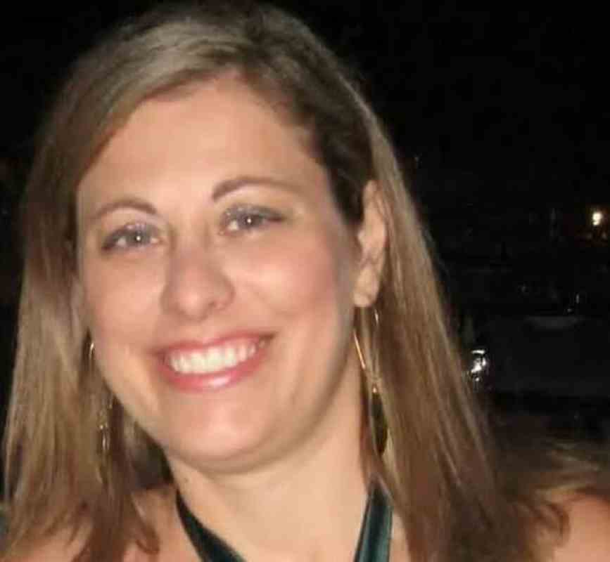 Ειρήνη Καραβίτη, Ειρήνη Καραβίτη Διευθύντρια, Γυμνάσιο Χαλανδρίτσας, Λυκειακές Τάξεις Χαλανδρίτσας, Δήμαρχος Ερυμάνθου Θόδωρος Μπαρής, απώλεια Ειρήνης Καραβίτη, συλλυπητήρια ανακοίνωση, εκπαιδευτική κοινότητα, 53 ετών, κηδεία Παναγίας Αλεξιωτίσσης, Καθηγήτρια Μουσικός, Σύλλογος Διδασκόντων, Patras news, Achaea education, Eirini Karaviti, Eirini Karaviti Principal, Gymnasio Chalandritsas, Lykeiakes Taxeis Chalandritsas, Erymanthos Mayor Theodoros Baris, loss of Eirini Karaviti, condolence announcement, educational community, 53 years old, funeral Panagia Alexiotissis, Music Teacher, Teachers' Association