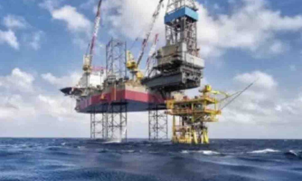 Υδρογονάνθρακες, Ελλάδα, Chevron, ExxonMobil, έρευνες υδρογονανθράκων, Κρήτη, Πελοπόννησος, Ιόνιο, Υπουργείο Περιβάλλοντος και Ενέργειας, Σταύρος Παπασταύρου, ενεργειακή ασφάλεια, γεωτρήσεις, σεισμικές έρευνες, HELLENiQ Energy, Energean, φυσικό αέριο, CERAWeek, ενεργειακή πολιτική