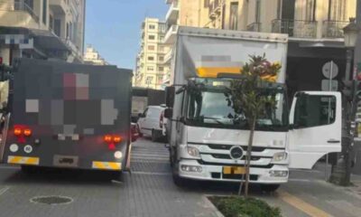 Πάτρα, κυκλοφοριακό Πάτρα, φορτοεκφορτώσεις, ωράριο τροφοδοσίας, κέντρο Πάτρας, έργα ανάπλασης Πάτρα, παράνομη στάθμευση, διπλοπαρκάρισμα, προβλήματα κίνησης, καταστήματα Πάτρα, Δήμος Πατρέων, Τροχαία Πάτρας, μεταφορικές εταιρείες, τροφοδοσία καταστημάτων, κυκλοφοριακό χάος, Patras, Patras traffic congestion, loading and unloading, delivery schedule, Patras city center, urban redevelopment Patras, illegal parking, double parking, traffic problems, Patras retail stores, Municipality of Patras, Patras Traffic Police, logistics companies, shop supply chain,