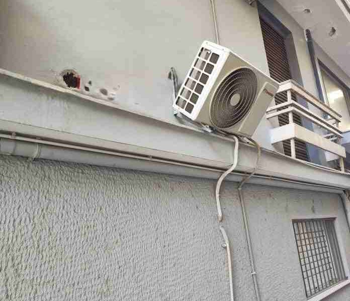 Πλατεία Νόρμαν, Norman Square, Πάτρα, Patras, βανδαλισμοί, vandalism, καταστροφές αυτοκινήτων, car damages, φοιτητικό πάρτι, student party, Πάτρα ειδήσεις, Patras news, φθορές περιουσίας, property damage, επεισόδια,