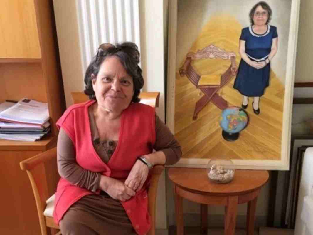 Μαρία Λαδά, Maria Lada, αεροδρόμιο Ελευθέριος Βενιζέλος, Athens International Airport accident, ΥΠΕΡΙΩΝ Κεφαλονιά, Hyperion Kefalonia, ατύχημα αεροδρόμιο Αθήνα, ειδικό αναβατόριο, airport lift platform, πτώση από αναβατόριο, PRM assistance accident, δικαιώματα ΑμεΑ, disability rights activist Greece, ασφάλεια αεροδρομίων, airport safety Greece, ατύχημα αποβίβαση αεροπλάνο
