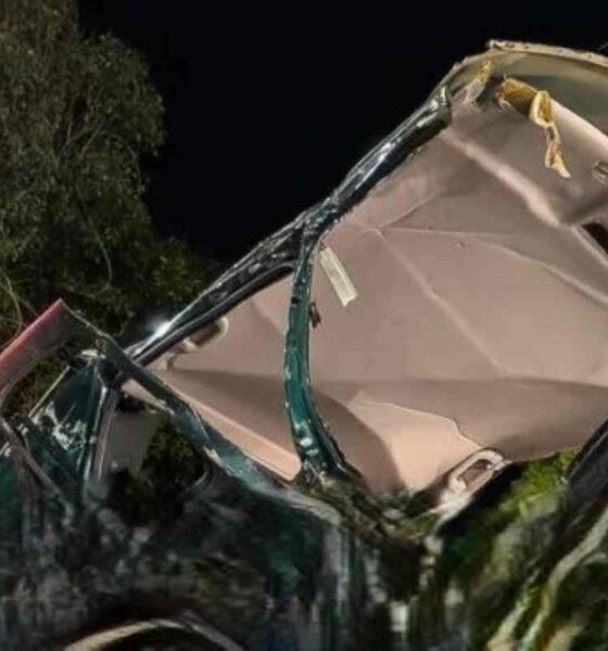 τροχαίο Πύργος, ατύχημα Καλλίκωμο, Εθνική Οδός Πύργου Κυπαρισσίας, σύγκρουση Σαμικό, VW Jetta κομμένο στα δύο, Toyota RAV4 ανατροπή, 30χρονος τραυματίας Πύργος, διασωληνωμένος οδηγός, ειδήσεις Ηλεία, τροχαίο ατύχημα σήμερα, Πυροσβεστική Κρέστενα, troxaio Pyrgos, atychima Kallikomo, troxeo Ilia, Samiko accident, Pyrgos Kyparissia road accident, car crash Greece, serious injury, car split in half, 30 year old critical condition, hospital Pyrgos, traffic accident Peloponnese, news Ilia, emergency Greece, road safety, rain accident, slippery road, car wreck, medical emergency, local news Pyrgos,