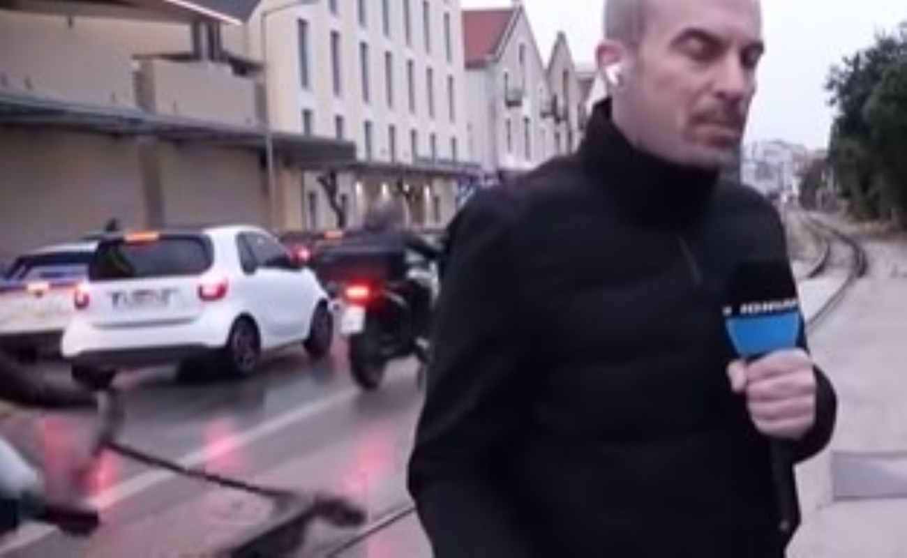 Πάτρα, Patra, ατύχημα, atychima, accident, ράγες τρένου, rages trenou, train tracks, Ionian TV, Metropolis, Γιάννης Πομώνης, Giannis Pomonis, ποδηλατόδρομος, podilatodromos, bike path, πτώση, ptosi, fall, πατίνι, patini, scooter, ανήλικοι, anilikoi, minors, επικινδυνότητα, epikindinotita, danger, σιδηροδρομικές γραμμές, sidirodromikes grammes, railway lines, ζωντανή μετάδοση, live broadcast, καταγγελία, kataggelia, complaint, ασφάλεια πολιτών, asfaleia politon, public safety, ΟΣΕ, OSE, Δήμος Πατρέων, Dimos Patreon, Patras Municipality
