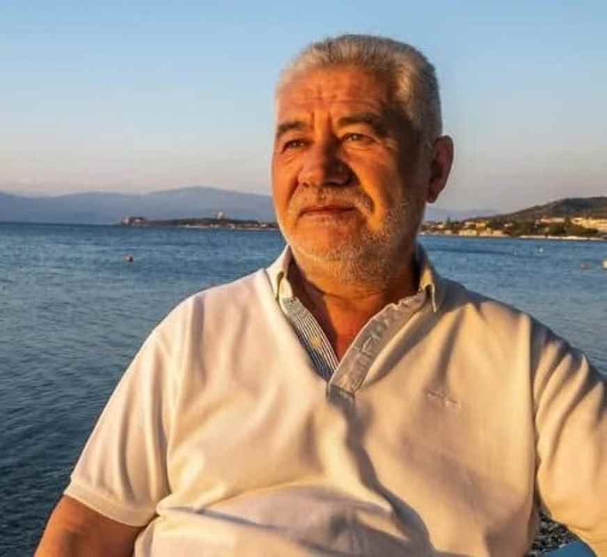 Γιάννης Παπαχριστόπουλος, Σταθάκος, Ψαροταβέρνα Σταθάκος, Άγιος Βασίλειος Πατρών, Ρίο Πάτρα, θάνατος Γιάννη Παπαχριστόπουλου, κηδεία Σταθάκος Πάτρα, εστίαση Πάτρα, ιστορικές ταβέρνες Πάτρα, τοπικά νέα Πάτρα, γαστρονομία Αχαΐας, αποχαιρετισμός Σταθάκος, Giannis Papachristopoulos, Stathakos, Stathakos Fish Tavern, Agios Vasileios Patras, Rio Patras, Giannis Papachristopoulos death, Stathakos funeral Patras, Patras restaurants, traditional Greek taverns, local news Patras Greece, gastronomy Achaia,