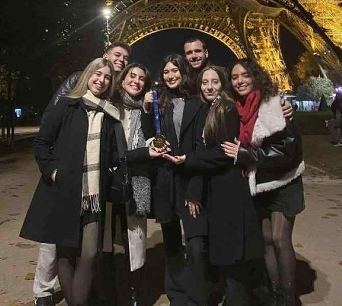 Σήψη, σήψαιμια, διάγνωση σήψης, βιοδείκτες, Πανεπιστήμιο Πατρών, iGEM Patras, συνθετική βιολογία, τεχνητή νοημοσύνη στην ιατρική, έγκαιρη διάγνωση, βιολογικό σύστημα, καινοτομία, χρυσό μετάλλιο, διαγωνισμός iGEM, Ειρήνη Πιερρακέα, Λαγουμιτζής, Πατρινός, sepsis, septicaemia, sepsis diagnosis, biomarkers, University of Patras, iGEM Patras team, synthetic biology, AI in medicine, early diagnosis, biological system, medical innovation, gold medal, iGEM competition, sipsi, sipsaimia, diagnosi sipsis, viodeiktes, Panepistimio Patron, igem patras, sinthetiki viologia, techniti noimosini, kainotomia, chriso metallio.