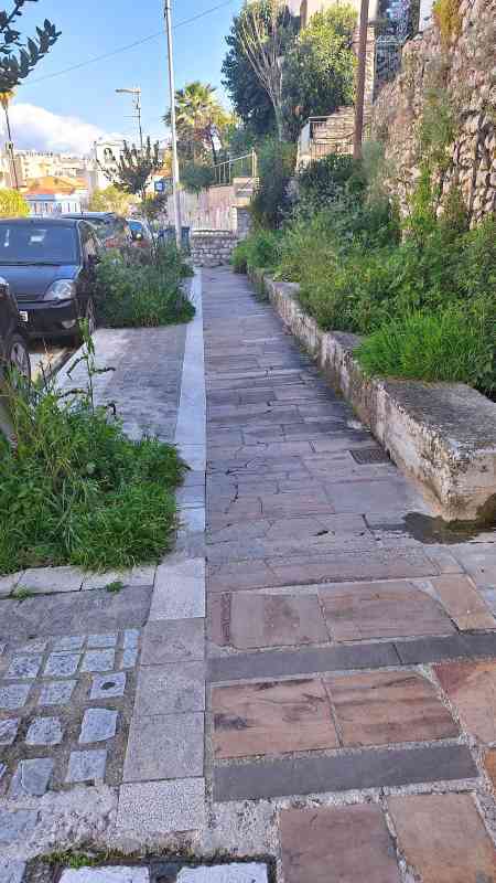 Πάτρα, Πάτρα εγκατάλειψη, Γεροκωστοπούλου, Σκάλες Αγίου Νικολάου, Δήμος Πατρέων, καθαριότητα πόλης, προβλήματα Πάτρα, τουρισμός Πάτρα, Patras, Patra, Patras Greece, Gerokostopoulou, Agiou Nikolaou stairs, Patras problems, neglect Patras, urban decay Greece, Patra gkrimalia, Patra egkataleipsi, Skales Agiou Nikolaou, Dimos Patreon, kathariotita, zoygkla,