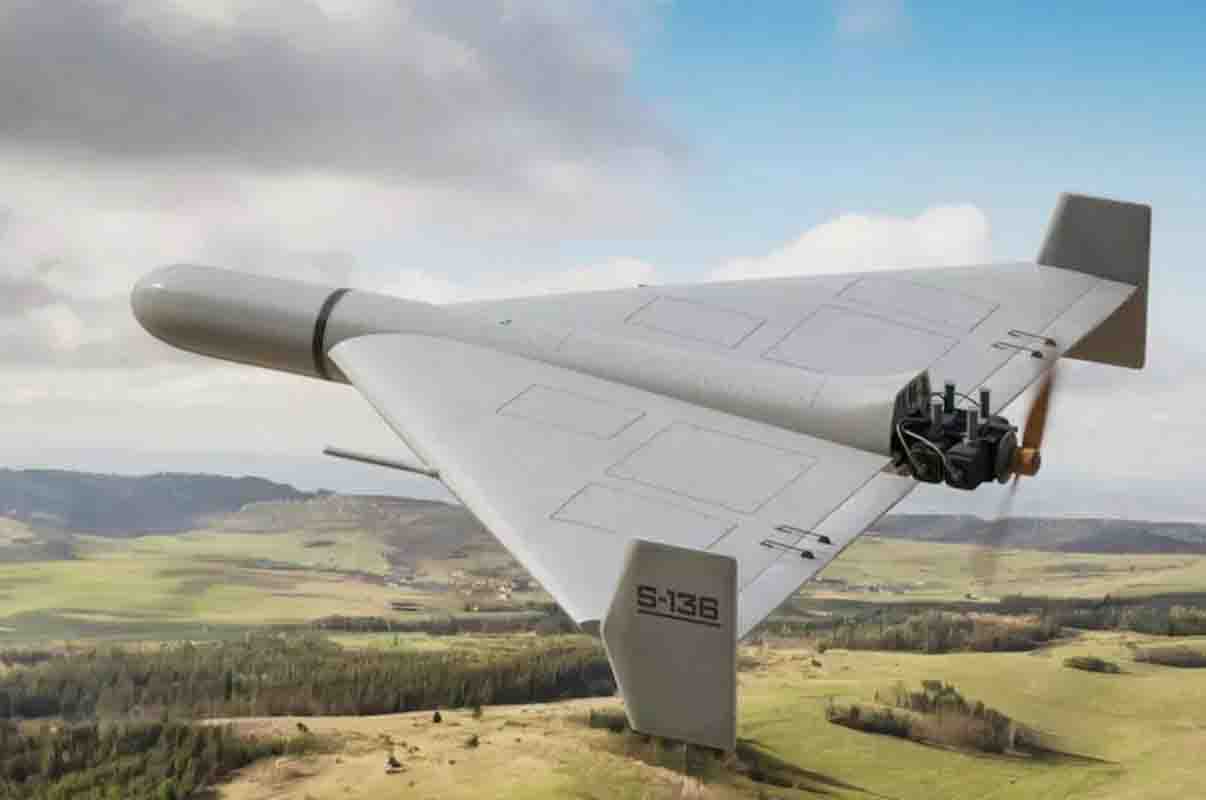 Shahed 136, drone καμικάζι, Ακρωτήρι, Κύπρος, βρετανικές βάσεις, έκρηξη, UAV, kamikaze drone, Akrotiri, Cyprus, British Bases, suicide drone, loitering munition, ιρανικά drones, Iranian drones, αεράμυνα, air defense, στρατιωτική τεχνολογία, military technology, υβριδικός πόλεμος, hybrid warfare, HESA, drones-αυτοκτονίας, γεωπολιτική, Ανατολική Μεσόγειος.