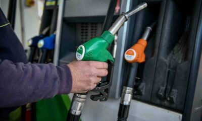 Τάκης Θεοδωρικάκος, Takis Theodorikakos, βενζινοπώλες, πρατηριούχοι, βενζινάδικα, gas stations, petrol stations, gas station owners, voucher 3000 euro, επιδότηση πρατηρίων, εισροών εκροών, input output systems, eisroon ekroon, πλαφόν στα καύσιμα, fuel price cap, plafo kaysima, περιθώριο κέρδους, profit margin, αμόλυβδη βενζίνη, unleaded petrol, amolyvdi, ντίζελ κίνησης, diesel, τιμές καυσίμων, fuel prices, times kaysimon, υπουργείο ανάπτυξης, ministry of development, ypourgeio anaptyxis, Ομοσπονδία Βενζινοπωλών Ελλάδος, ΟΒΕ, ΠΟΠΕΚ, Μιχάλης Κιούσης, Θέμης Κιουρτζής, αισχροκέρδεια, profiteering, energy crisis, ενεργειακή κρίση, απεργία βενζινοπωλών, gas station strike, apergia venzinopolon