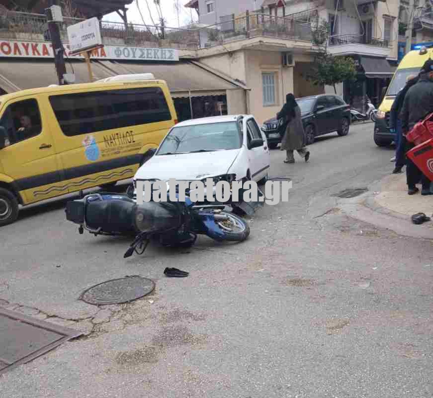 τροχαίο Πάτρα, ατύχημα Πάτρα, Ικτίνου και Νοταρά, σύγκρουση αυτοκινήτου με μηχανή, τραυματισμός οδηγού, ΕΚΑΒ Πάτρα, ειδήσεις Πάτρα, τροχαίο σήμερα, Patra troxaio, troxaio simera, Iktinou kai Notara, atychima Patra, trochaio Patra, car accident Patras, motorcycle crash Patras, Greece road accident, Patras news, emergency Patras