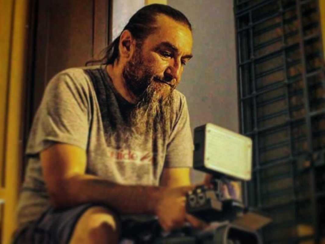 Γιάννης Τσούκας, Giannis Tsoukas, Giannhs Tsoukas, Ηλεία, Ilia, Hleia, Πύργος, Pyrgos, θάνατος εικονολήπτη, cameraman death, thanatos eikonolipti, φωτορεπόρτερ, photojournalist, fotoreporter, ilialive, patrisnews, Ολυμπιακή Ραδιοφωνία Τηλεόραση, ORT TV, κηδεία, funeral, kideia, ειδήσεις Ηλεία, Ilia news, eidhseis hleia, πρόωρος χαμός, premature death, prooros xamos, εικονολήπτης, cameraman, eikonoliptis,