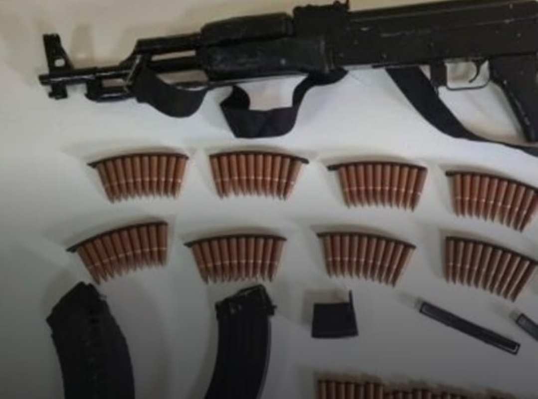 Αίγιο, Σελιανίτικα, επεισόδια, καλάσνικοφ, οπλισμός, ξυλοδαρμός, ρομά, απόπειρα ανθρωποκτονίας, ληστεία, αστυνομία, ΕΛΑΣ, Αιγιάλεια, τράπερ, συναυλία, βεντέτα, ναρκωτικά, Aigio, Selianitika, Egion, incidents, Kalashnikov, weapons, assault, Roma, attempted murder, robbery, police, ELAS, Aigialeia, trapper, concert, vendetta, drugs, aigialia, epeisodia, kalasnikof, kalesnikof, xylo darmos, roma, apoeira anthropoktonias, listaia, astynomia, traper, synavlia, norkotika,