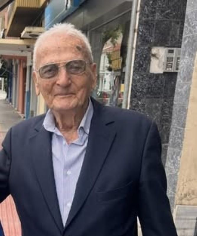 Αλέκος Καραμπέτσος, Θύελλα Πατρών, κηδεία, Πάτρα, αθλητικός παράγοντας, Άγιος Γεώργιος Λάγγουρας, πένθος, ερασιτεχνικό ποδόσφαιρο, Αχαΐα, Alekos Karampetsos, Thyella Patron, funeral, Patras, sports official, Agios Georgios Langouras, amateur football, Achaia, Alekos Karampetsos, Thyella Patras, kideia, Patra, athlitismos, Langouras,