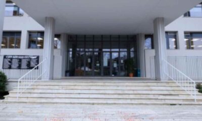 Τέμπη, δίκη Τέμπη, χαμένα βίντεο, εμπορική αμαξοστοιχία, Ζωή Κωνσταντοπούλου, Λάρισα, αποχή προέδρου, δικαστήριο, ΟΣΕ, πειστήρια, Tempi, Tempi trial, missing videos, freight train, Zoe Konstantopoulou, Larissa, judge recusal, court, OSE, evidence, diki Tempi, xamena video, emporiki amaxostoixia, Zoi Konstantopoulou, apoxi proedrou, dikastirio, pistiria,