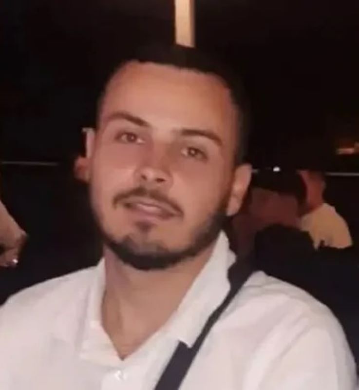 δολοφονία Άγιος Δημήτριος, dolofonia Agios Dimitrios, murder Agios Dimitrios, 27χρονος Άγιος Δημήτριος, 27-year-old Agios Dimitrios, γιος ανώτατου αξιωματικού ΕΛΑΣ, son of police officer ELAS, 20χρονος δράστης, 20-year-old suspect, στρατιωτικός εισαγγελέας, military prosecutor, stratiotikos eisangeleas, ραντεβού θανάτου, rantevou thanatou, death meeting, έγκλημα πάθους, crime of passion, eglima pathous, υπόθαλψη εγκληματία, ypothalpsi egklimatia, aiding and abetting, Ελληνική Αστυνομία, Hellenic Police, ELAS, ανθρωποκτονία, anthropoktonia, homicide, μαχαίρωμα Άγιος Δημήτριος, stabbing Agios Dimitrios, συλλήψεις Άγιος Δημήτριος, arrests Agios Dimitrios, sylipseis,