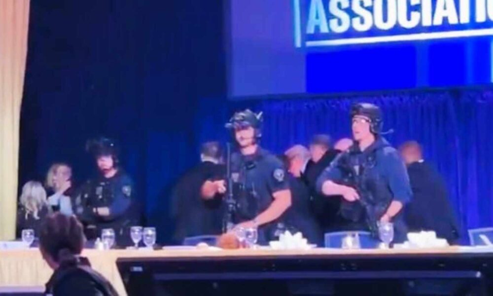 Ντόναλντ Τραμπ, Donald Trump, Ntonalnt Tramp, απόπειρα δολοφονίας, assassination attempt, apopeira dolofonias, Λευκός Οίκος, White House, Lefkos Oikos, Μυστική Υπηρεσία, Secret Service, Mystiki Ypiresia, πυροβολισμοί, shooting, pyrovolismoi, ασφάλεια προέδρου, presidential security, asfaleia proedrou, ένοπλη επίθεση, armed attack, enopli epithesi, Truth Social, Τραμπ δεξίωση, Trump reception, Tramp dexiosi, μοναχικός λύκος, lone wolf, monachikos lykos, πολιτική βία, political violence, politiki via,