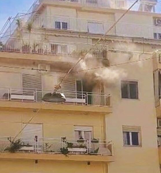 Πάτρα, φωτιά, Ψηλά Αλώνια, τραγωδία, νεκρή, πυρκαγιά, διαμέρισμα, ειδήσεις Πάτρα, Πυροσβεστική, τραυματισμός, Patras, fire, Psila Alonia, tragedy, dead woman, apartment fire, Patras news, fire brigade, injury, Patra, fotia, Psila Alonia, tragodia, nekri, pyrkagia, diamerisma, eidiseis Patra, pyrosvestiki, traymatismos,