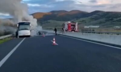 φωτιά σε λεωφορείο, ΚΤΕΛ Καρδίτσας, Πάτρα, Ε65, Ξυνιάδα, πυρκαγιά αυτοκινητόδρομος, επιβάτες, ειδήσεις τώρα, bus fire Greece, KTEL Karditsas, Patra, Karditsa, E65 highway, Xyniada, bus accident, Greek news, fotia se leoforeio, KTEL Karditsas, Patra, Karditsa, pyrkayia, eidisies,