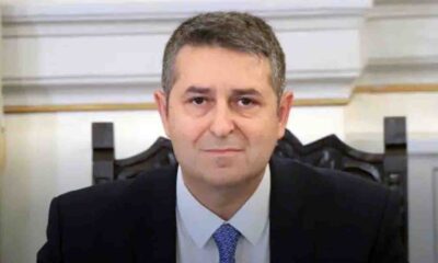 Γιώργος Μυλωνάκης, Υφυπουργός παρά τω Πρωθυπουργώ, Μέγαρο Μαξίμου, εγκεφαλικό ανεύρυσμα, νοσοκομείο Ευαγγελισμός, ΜΕΘ, κατάσταση υγείας, πρωινός καφές, Κυριάκος Μητσοτάκης, λιποθυμία, ιατρικό ανακοινωθέν, Κύπρος, σκευωρία, κατασκευασμένο βίντεο, μηνυτήρια αναφορά, Αρειος Πάγος, δικαιοσύνη, πολιτική επικαιρότητα, Giorgos Mylonakis, Deputy Minister to the Prime Minister, Maximos Mansion, brain aneurysm, Evangelismos Hospital, ICU, health update, morning meeting, Kyriakos Mitsotakis, fainting, medical bulletin, Cyprus, conspiracy, fabricated video, lawsuit, Supreme Court, justice, Greek politics, news,