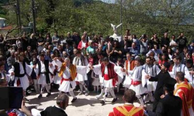 Λέηση, Leisi, Laisi, Άνω Καστρίτσι, Ano Kastritsi, έθιμο Δευτέρα του Πάσχα, Easter Monday custom, Πάτρα, Patra, Αχαΐα, Achaia, θρησκευτική παράδοση, religious tradition, φουστανελάδες, foustanellades, Κύριε Ελέησον, Kyrie Eleison, λιτανεία, litany, δέντρα ύψωμα, holy bread trees, Παναγιά Αγιασαράντη, Panagia Agiasaranti, κερασιές, cherry trees, λαογραφία, folklore, Greece Easter traditions, έθιμα της Αχαΐας, ethima Achaias, ,