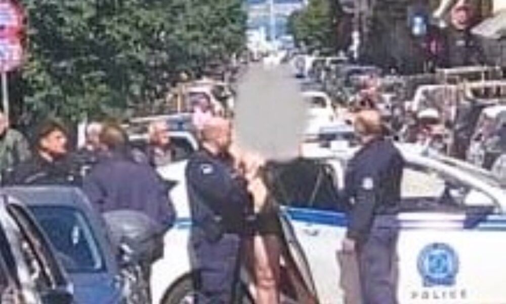 Πάτρα, επεισόδιο Πάτρα, Καραϊσκάκη και Πατρέως, σύλληψη Πάτρα, αστυνομία Πάτρα, ημίγυμνος άνδρας, επίθεση με μαχαίρι, αιχμηρό αντικείμενο, συναγερμός Πάτρα, ειδήσεις Πάτρα, Patra, Patras, Patra news, incident Patras, man with knife Patras, police Patras, Karaiskaki Patras, arrest Patras, Patra epeisodio, sillipsi Patra, astinomia Patra, imigimnos andras, Patra tora,