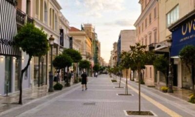 Πάτρα, έργα Πάτρα, οπτικές ίνες, Άνω Πόλη, Μαιζώνος, ανάπλαση Πάτρας, ταλαιπωρία πολιτών, κακός προγραμματισμός, ράβε ξήλωνε, Παναγιώτης Μελάς, τηλεπικοινωνίες, Patra, Patras, Patras news, optical fiber, fiber optics Patras, Maizonos street, Ano Poli Patras, urban redevelopment, infrastructure failure, Patra erga, optikes ines, Maizonos, Ano Poli, rave ksilone, redevelopment,