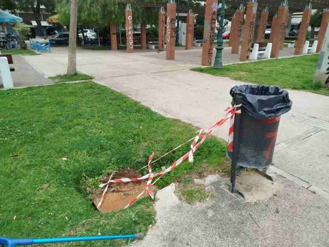 Πάτρα, Ψηλαλώνια, Υψηλά Αλώνια, πλατεία, παιδική χαρά, φρεάτιο, κίνδυνος, ασφάλεια, καταγγελία, δήμος Πατρέων, ατύχημα, Patras, Psilalonia, Ypsila Alonia, square, playground, manhole, danger, safety, complaint, Patras municipality, accident, Patra, Psila Alonia, plateia, paidiki chara, freatio, kindinos, asfaleia, kataggelia, dimos Patreon, atychima,