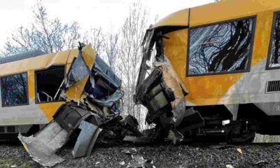 Σύγκρουση τρένων Δανία, ατύχημα τρένο Κοπεγχάγη, Hillerød train crash, train collision Denmark, σιδηροδρομικό ατύχημα, τραυματίες τρένο, Δανία ειδήσεις, Denmark news, sidirodromiko atychima, sygkrousi trenon, Dania, Kagerup train accident, Isterødvejen collision, Reuters Denmark, emergency services Denmark, τοπικά τρένα Δανία,