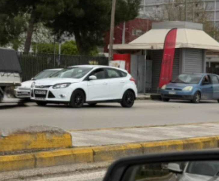 τροχαίο Πάτρα, Άγιος Ανδρέας νοσοκομείο, σύγκρουση οχημάτων, υλικές ζημιές, τροχαίο ατύχημα, Πάτρα ειδήσεις, troxaio Patra, Agios Andreas hospital, car accident Patras, road crash, news Patras, Patra news, fortigaki, sygkrousi,