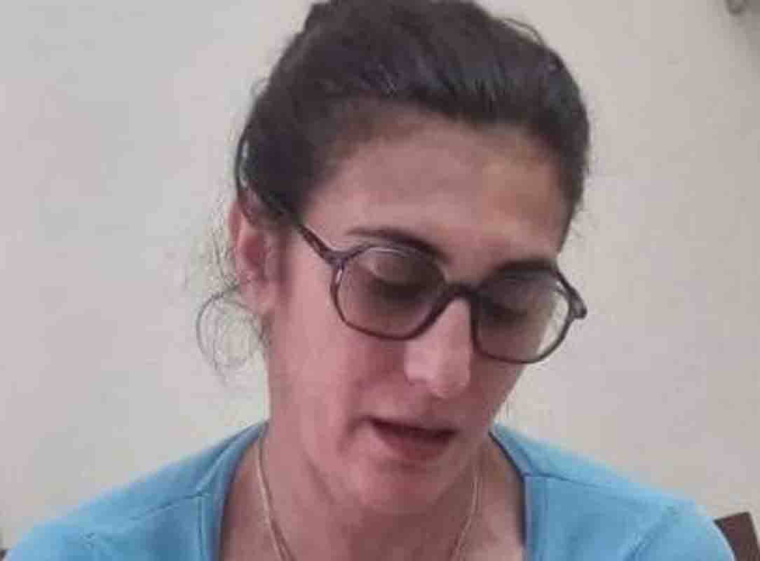 ληστεία, επίθεση, Πάτρα, Σούλι, Ριγανόκαμπος, Ανδριάνα Φωτακοπούλου, Βασίλης Ράγγος, πρωταθλήτρια στίβου, ανήλικοι, Ρομά, καταυλισμός, αστυνομική αδράνεια, ΕΛΑΣ, σπάσιμο τζαμιού, κλοπή τσάντας, καταδίωξη, τραυματισμός, κατάγματα, νοσοκομείο, ανομία, ασφάλεια, τοπικά νέα, Patras, Souli, Riganokampos, Andriana Fotakopoulou, Vasilis Rangos, robbery, assault, minors, Roma camp, police inaction, car break-in, purse snatching, pursuit, injury, fractures, local news, SEO tags,