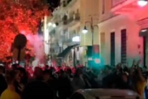 ΕΛΑΣ, αστυνομία, Πάτρα, οπαδοί, ΑΕΚ, πρωτάθλημα, επινίκια, πορεία, πλατεία Γεωργίου, επεισόδια, Ολυμπιακός, Παναθηναϊκός, ΠΟΚ, στέκια, αθλητική βία, ELAS, police, Patras, fans, AEK, championship, celebrations, protest, Georgiou square, incidents, Olympiacos, Panathinaikos, POK, fan clubs, sports violence, astynomia, opadoi, protathlima, poreia, plateia Georgiou, epeisodia, stekia, fan violence,
