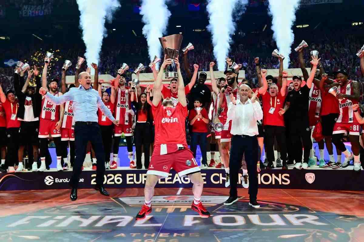 Ολυμπιακός, Ρεάλ Μαδρίτης, EuroLeague, τελικός EuroLeague, Πρωταθλητής Ευρώπης, μπάσκετ, Γιώργος Μπαρτζώκας, Εβάν Φουρνιέ, Σάσα Βεζένκοβ, Νίκολα Μιλουτίνοβ, Άλεκ Πίτερς, Κόρι Τζόσεφ, Telekom Center Athens, Αγγελόπουλοι, Ολυμπιακός μπάσκετ, Olympiacos, Real Madrid, EuroLeague Final, EuroLeague Champion, basketball, Georgios Bartzokas, Evan Fournier, Sasha Vezenkov, Nikola Milutinov, Alec Peters, Cory Joseph, Olympiacos BC, Real Madrid Basketball, Olympiakos, Real Madritis, euroliga, telikos euroleague, protathlitis evropis, basket, mpansek, mparzokas, fourier, vezenkov, milutinov, peters, joseph, olympiacos real 92-85,